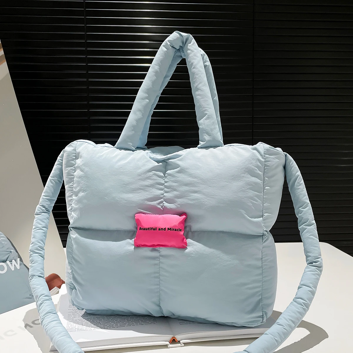 Hand-carried fashion down jacket large capacity small square bag 2025 spring new Korean version trendy versatile casual shoulder view 4
