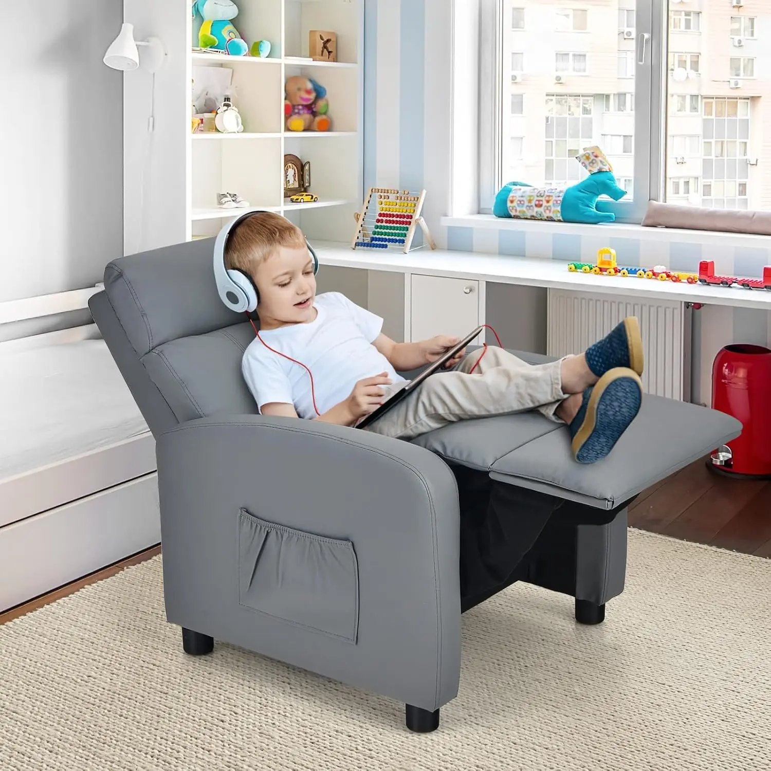 Fauteuil inclinable réglable en cuir PU pour enfants, chaise longue avec poches latérales, repose-pieds, repose-sauna pour chambre et salle de jeux, facile à nettoyer, P