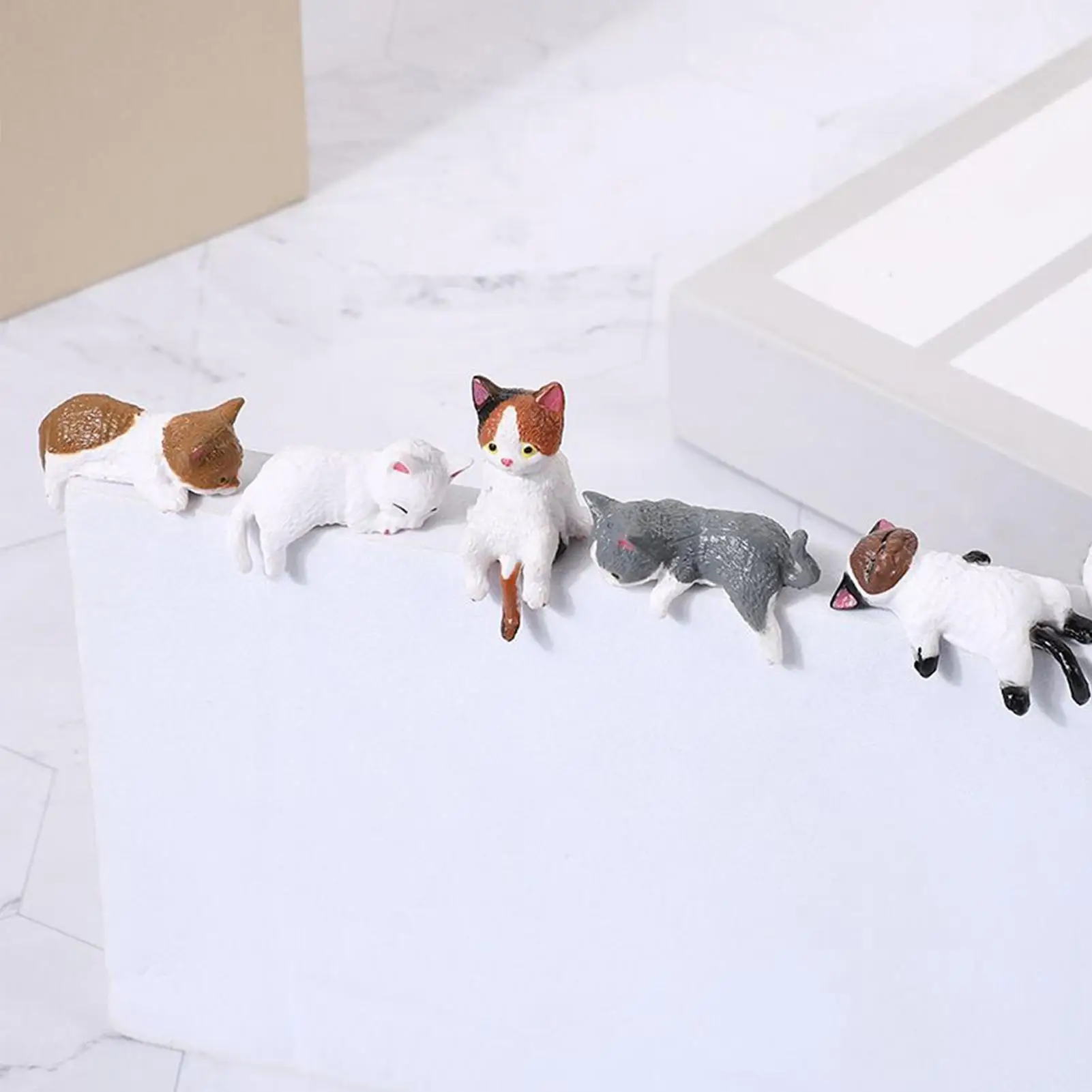 Cat Figure Resin Animal Home Decor 5 Pieces Kitten Figurines Desk Decor For Desk Shelf Living Room Bedroom Office Truck SUV