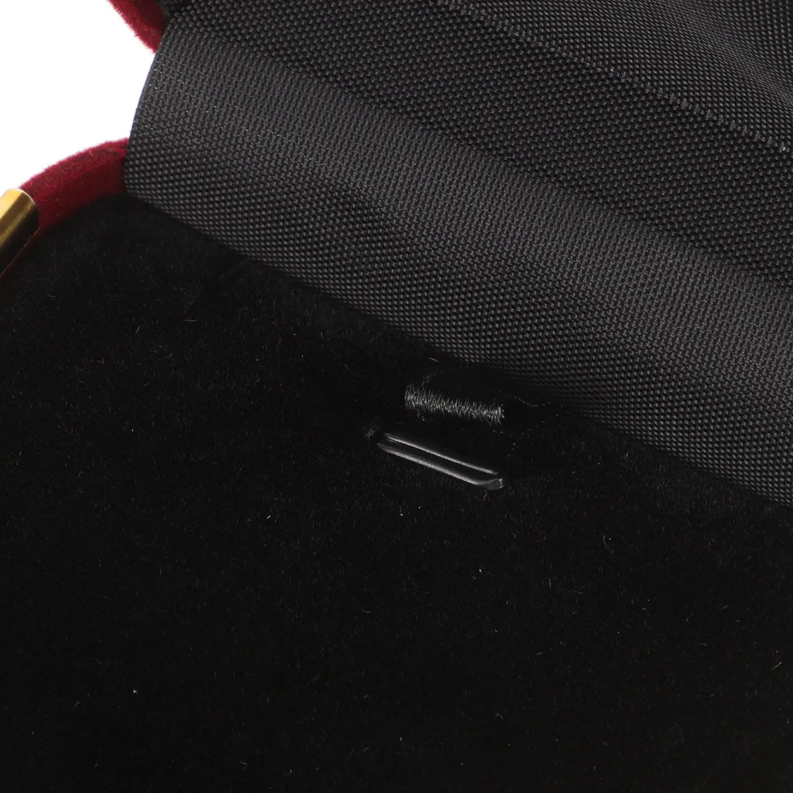 

Jewelry Gift Box Necklace Organizer Solid Jewelry Box Soft Interior for Rings Earrings Safe Storage Necklace Organizer