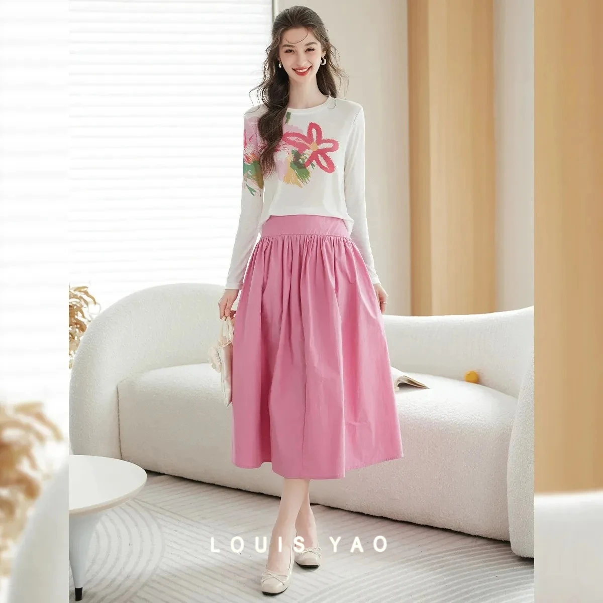 

LOUIS YAO Contrast Color Round Neck Women's T-Shirt 2025 Autumn Sweet Knitted Long-Sleeve Tees Chic Street Wear Tops for Women