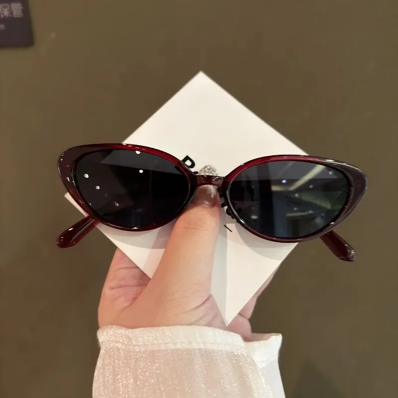 Retro Oval Frame Cat Eye Sunglasses New High-End And UV Resistant Black Sun Glasses Women Men Eyewear