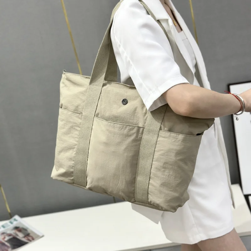 Ultra-light waterproof nylon single-shoulder bag, large capacity college commuting bag, underarm bag, crossbody bag