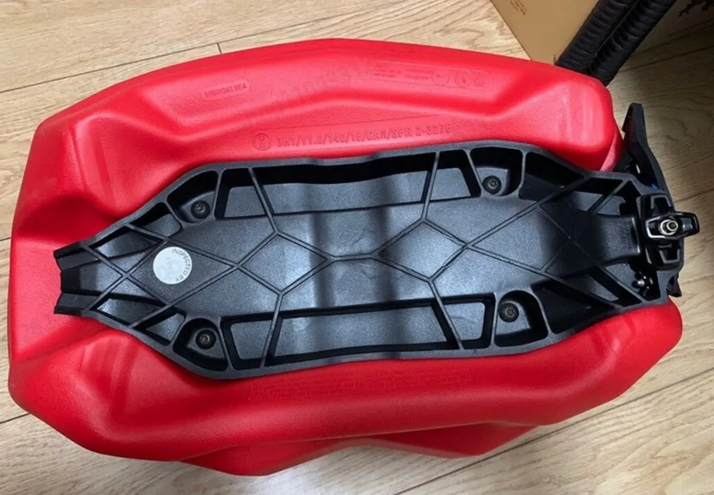 Spare Fuel Tank Mount Bracket for 90-300 Off Road Motorcycle