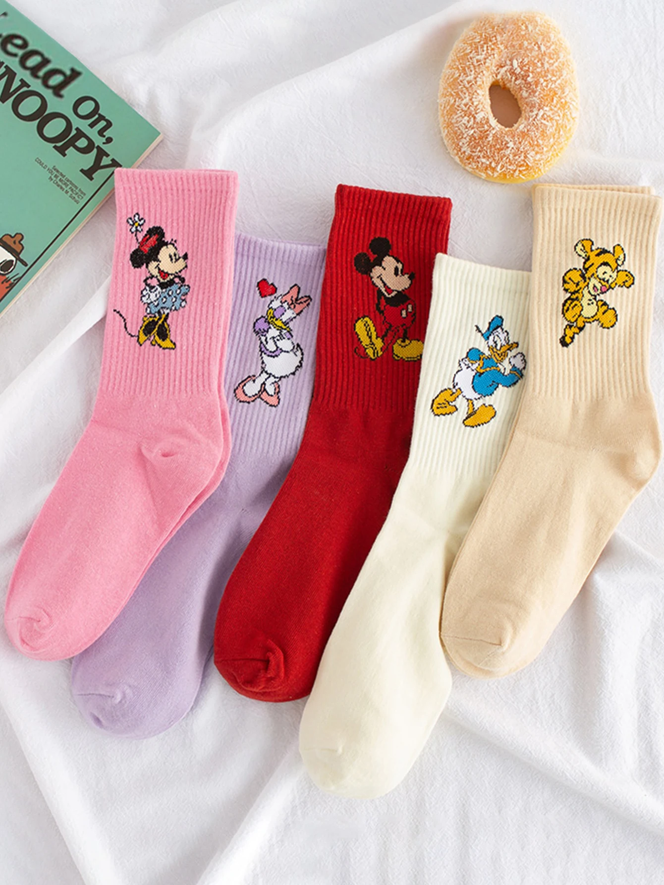 10/15 Pairs of miniso New Fashion Disney Cartoon Character Mickey Mouse Pattern Comfortable Soft and Casual Women's socks