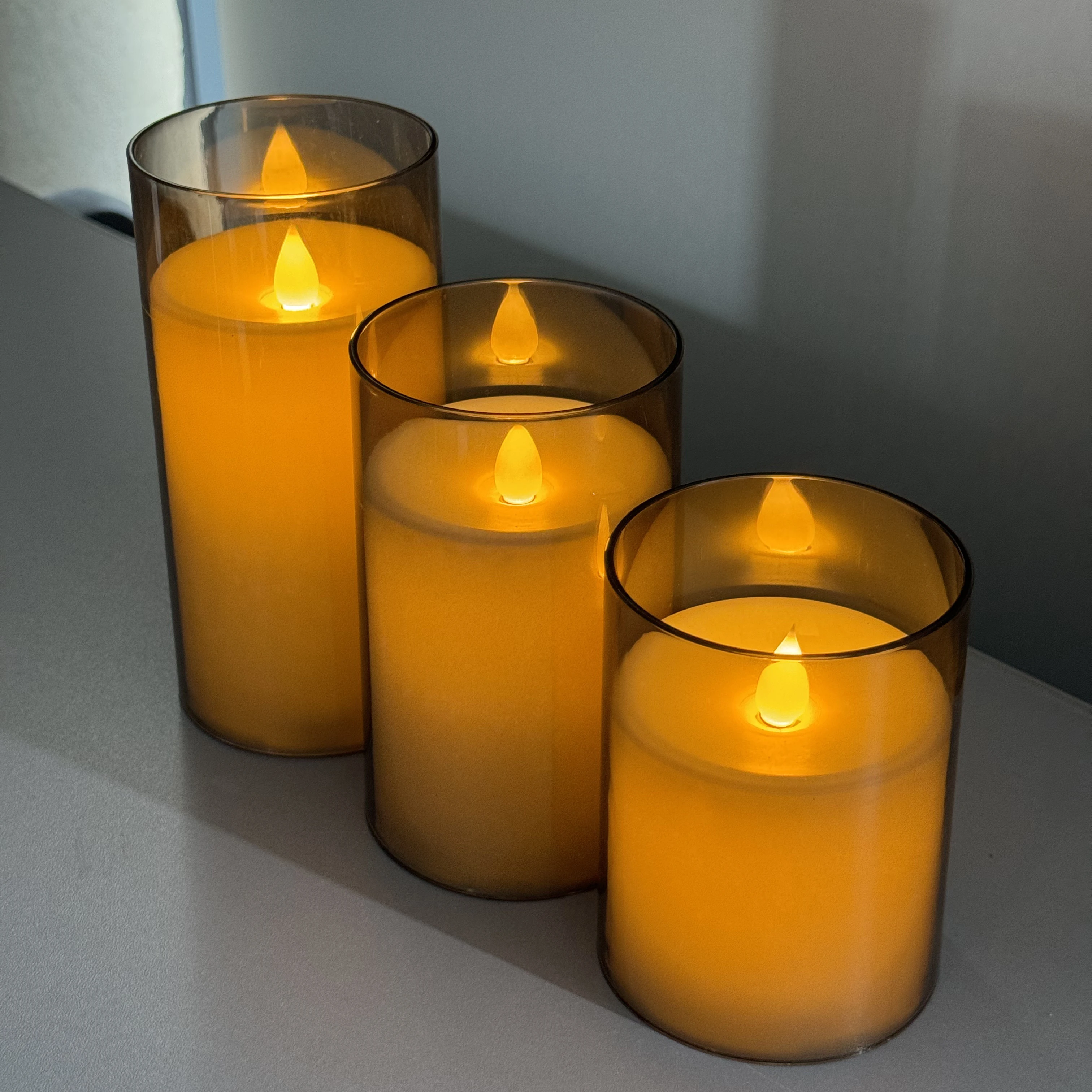 Vela electrónica sin llama de 3 uds hecha de material ABS con luz de vela de control remoto, vela electrónica gris avanzada