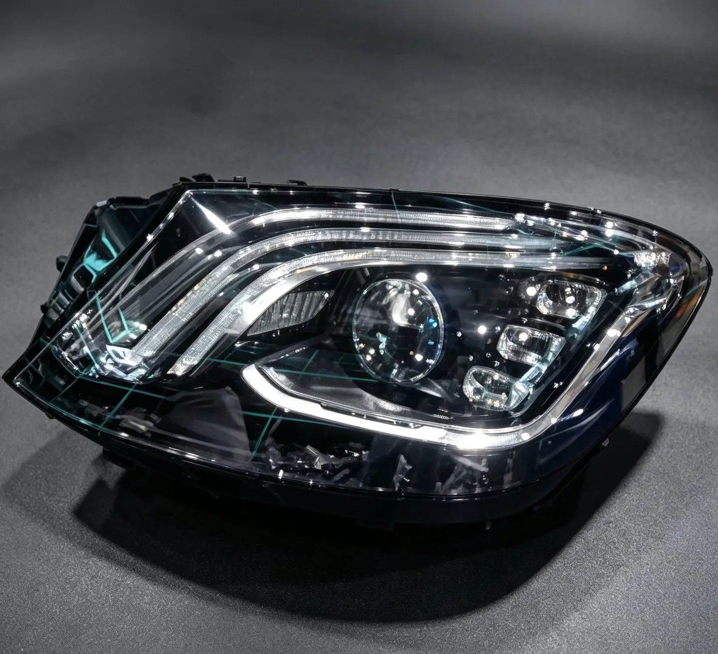 Intelligent LED Driving Headlight for Benz W222 2014-2020 S Class