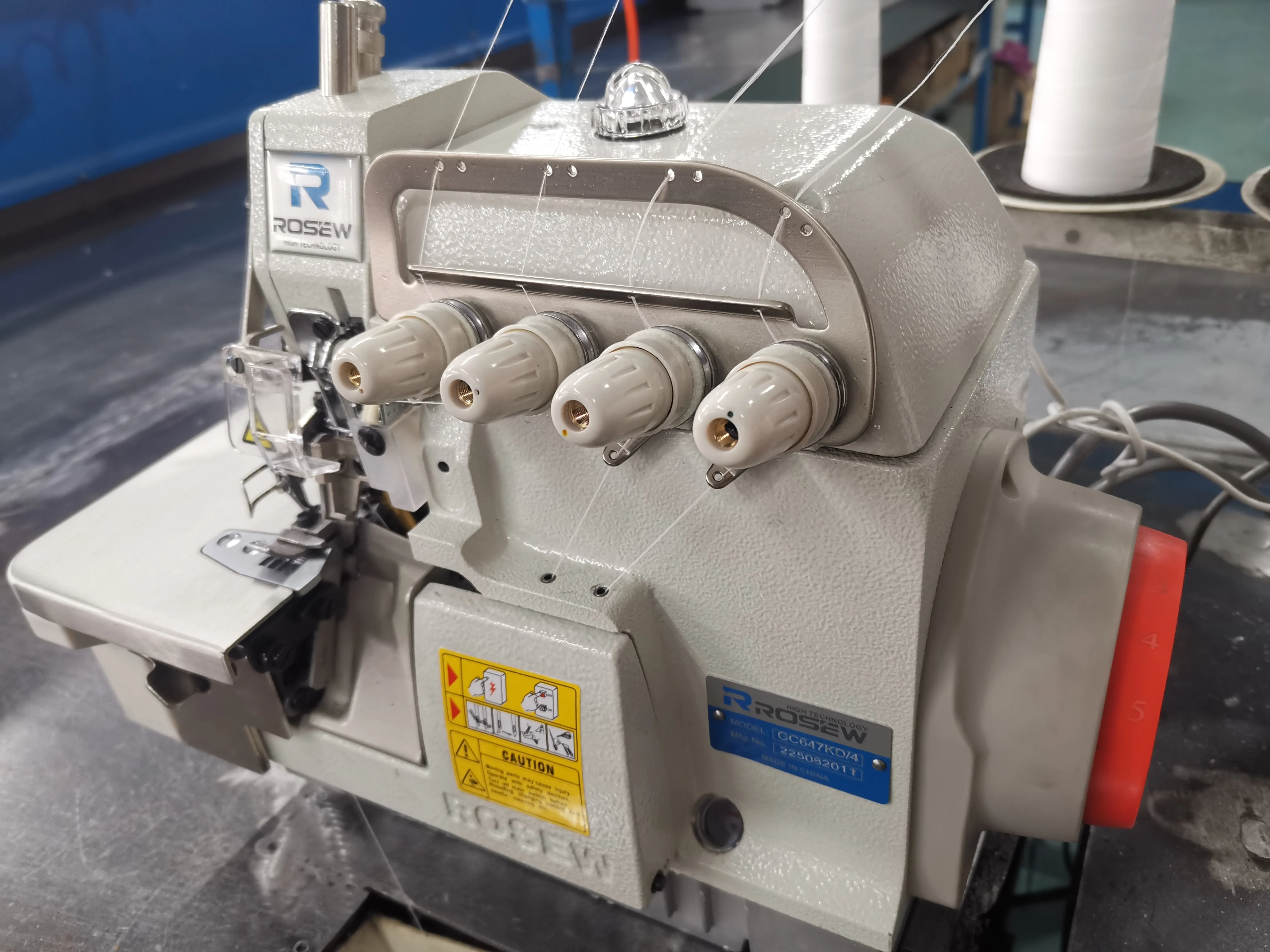 GC647KD-4 5000rpm 4 Thread Direct Drive High Speed Overlock Sewing Machine
