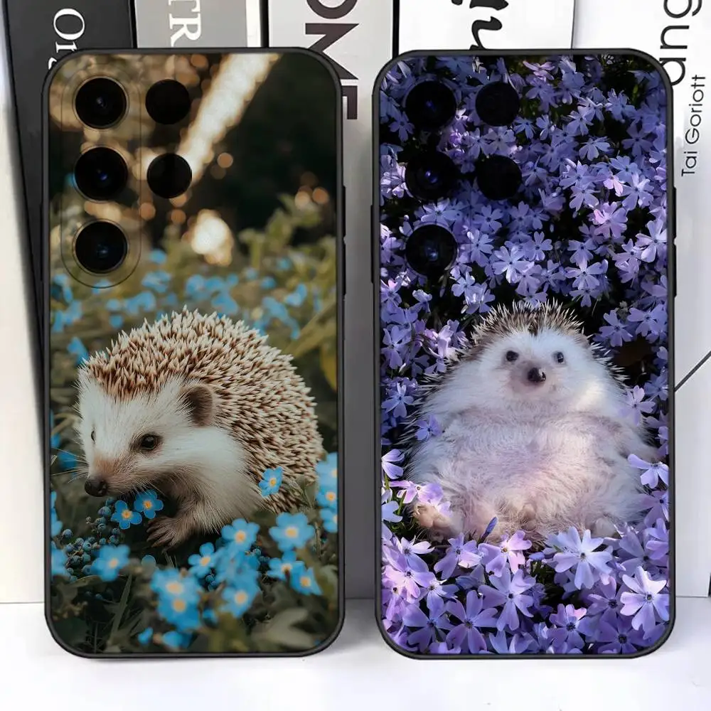 

Cute Hedgehog Animals Phone Case For Samsung S25,S24,Ultra,S20,S30,Plus,S22,S23,Ultra,Plus,5G Slim Fit Dustproof