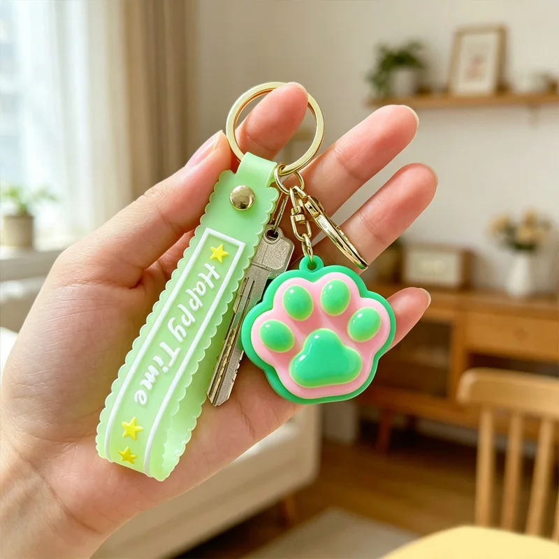 Cat Paw Glowing Keyboard Keychain Soft Dumpling Clicker Keyring Stress Relief Squeeze Pendant Fidgets Toys Glowing in The Dark