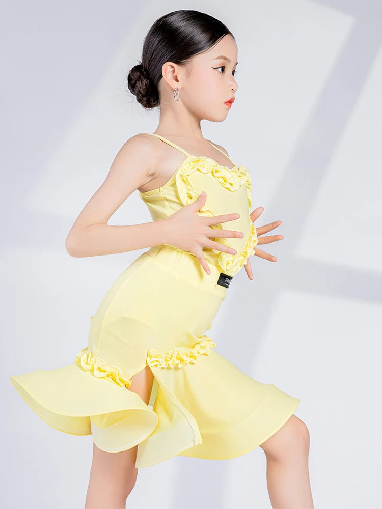 Costume da ballo latino per ragazze vestito giallo Sling top gonna ChaCha Dancer Outfit Samba Practice Wear Rumba Dancing Clothes VDB6576