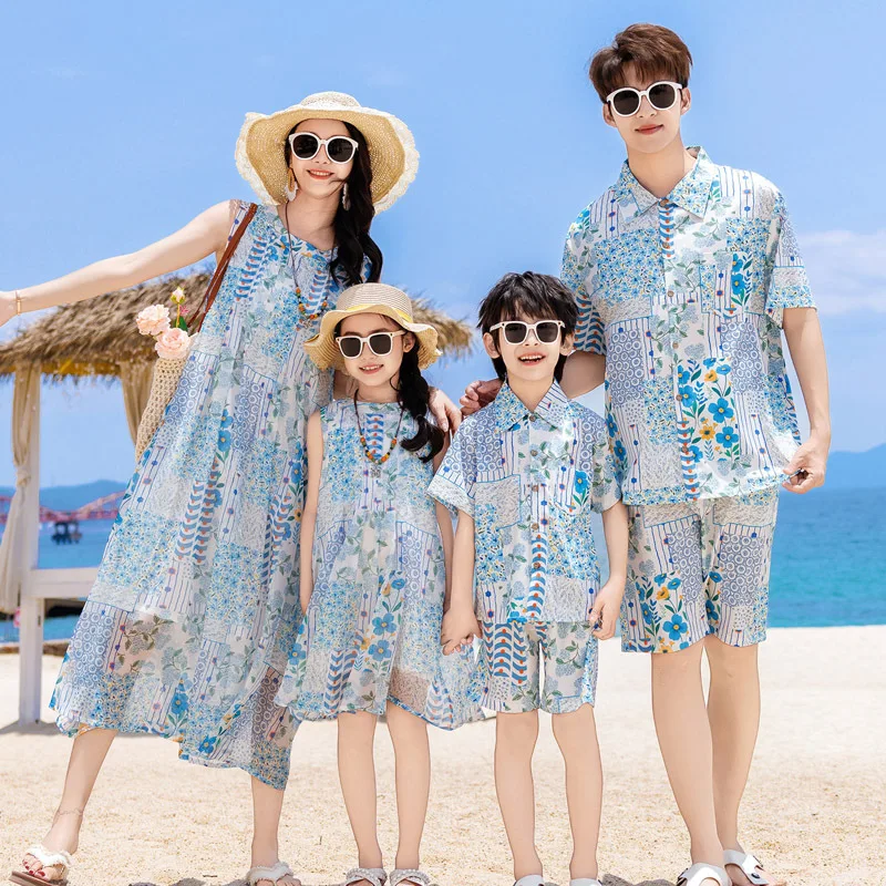 

2026 Summer Family Matching Outfits Floral Print Mom Daughter Dresses & Dad Son Shirts Shorts Set for Beach Vacation