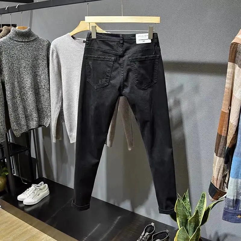 Pantalons pour hommes adolescents, Streetwear de styliste, pantalons grattés pour hommes avec Patch de genou cassé imprimé noir, mendiant décontracté avec trous, vente en gros, 2022