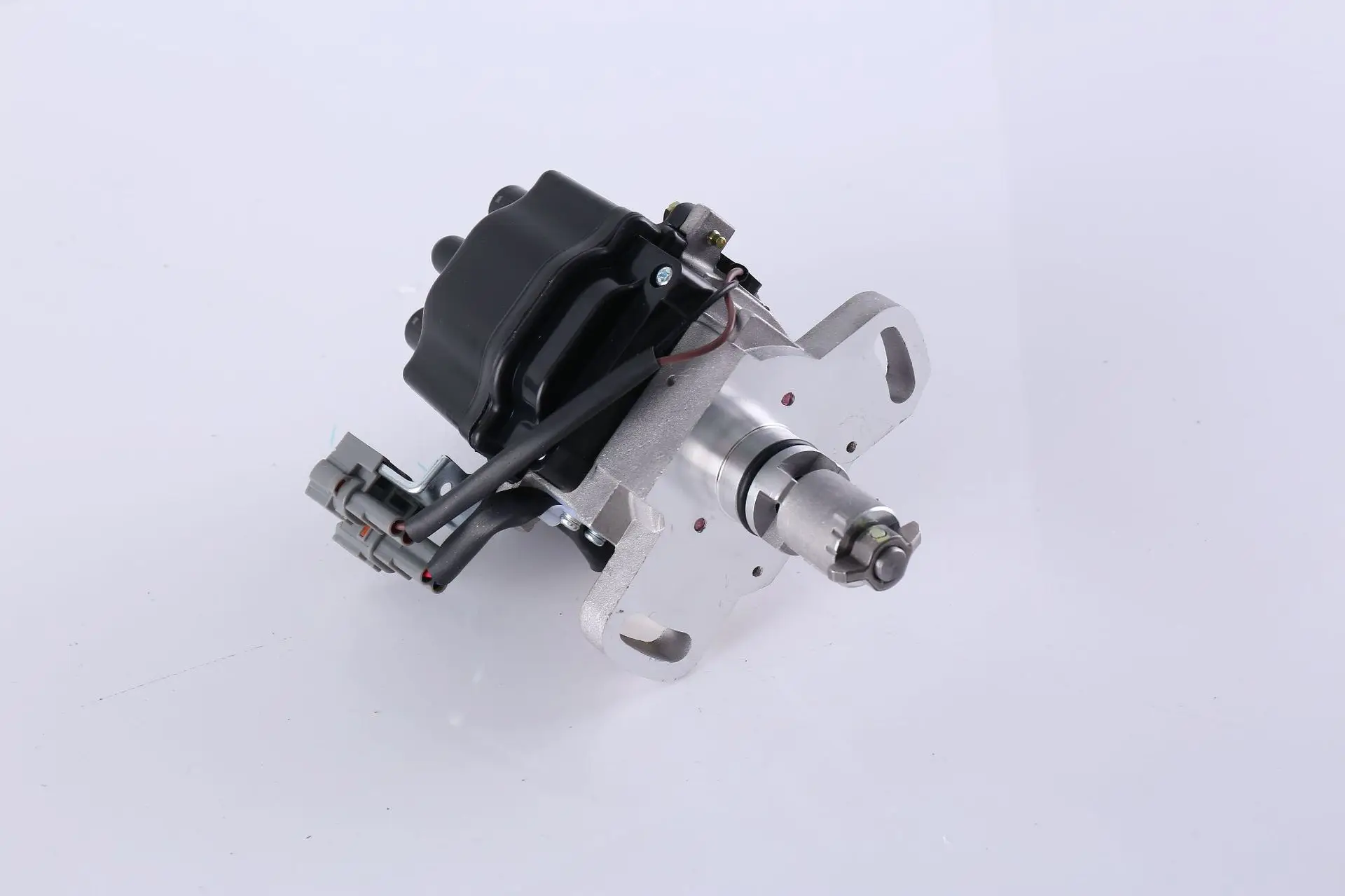 19020-11380 19020-11430 Ignition Distributor 2+4 Pin Assembly For Toyota Starlet EP91 Corolla EE101 4E-FE 1.3L Engine 1992-1997 view 2