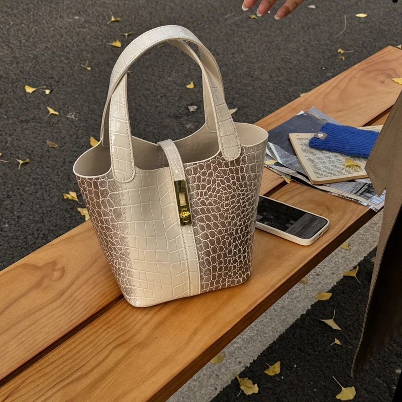 

Luxury Women Elegant High End Fashion Leather Shoulder Bag Classic Tote Handbag Daily Crossbody