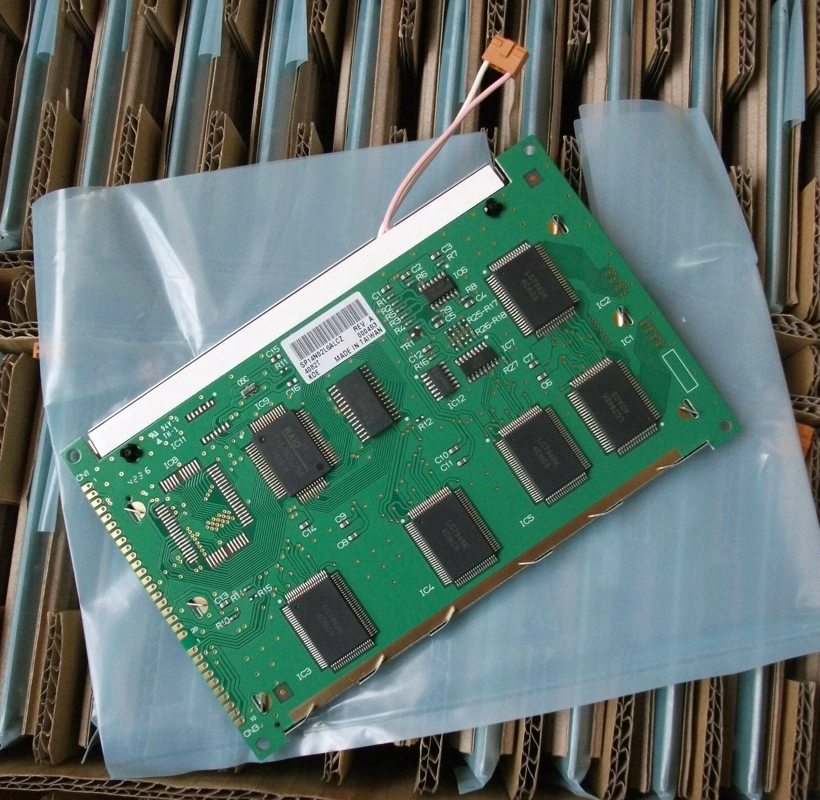 

New 5.1 inch SP14N02L6ALCZ LCD Display Panel