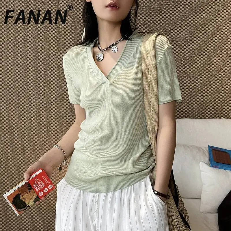 

FANAN V-neck Knitting Pullover T-shirt For Women Short Sleeve Tops Office Lady Minimalism Tops Female 2026 Summer New