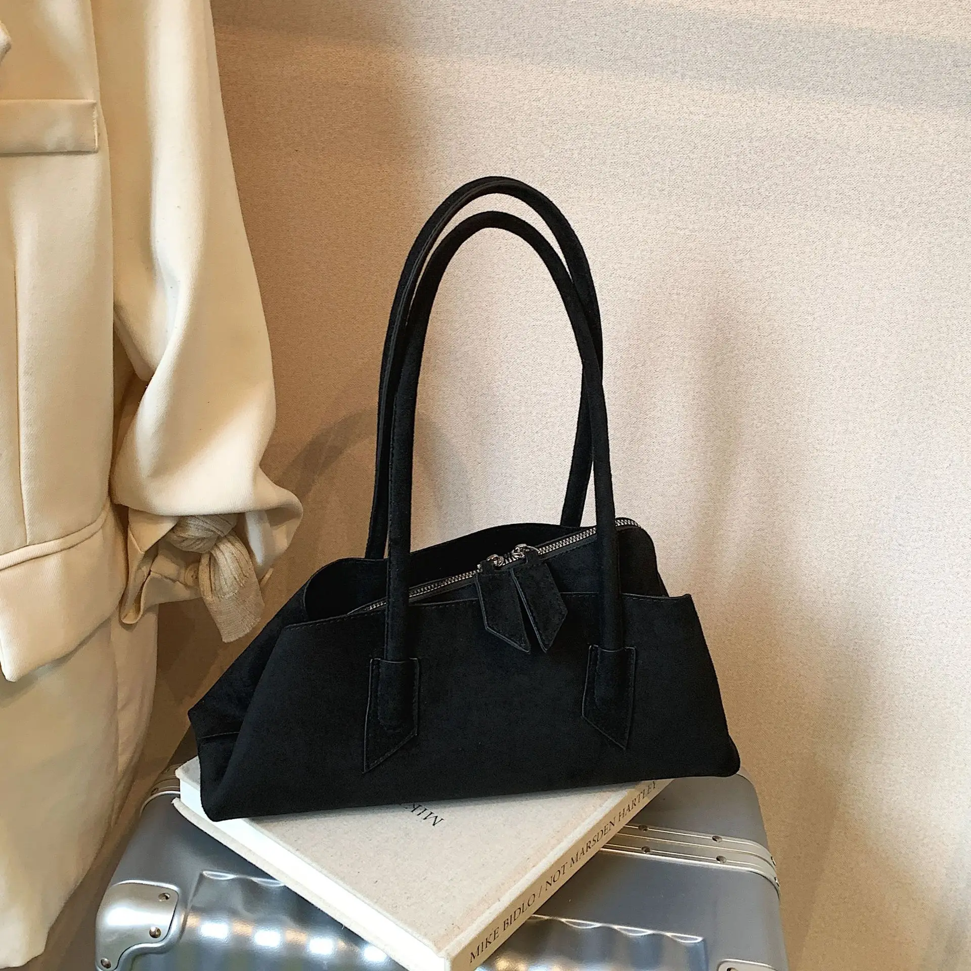 

2025 New Women's Shoulder Bag with Multi Compartments Genuine Leather Large Capacity Tote Vintage Chic Multi-way Crossbody Purse