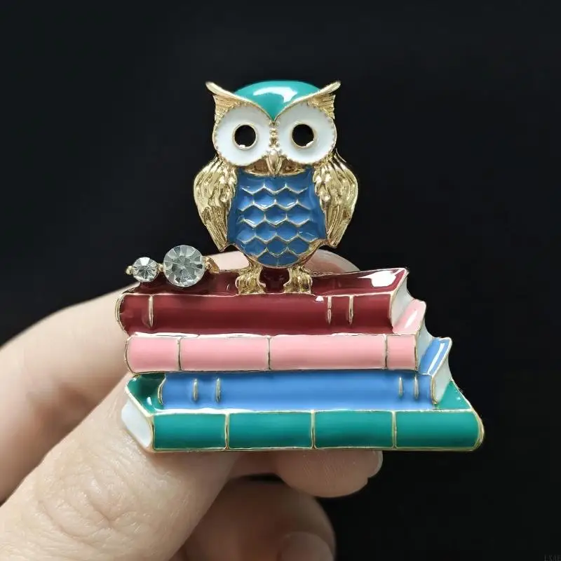  Sophisticated Owl And Novel Pin Adornment Suitable For Both Men And Women