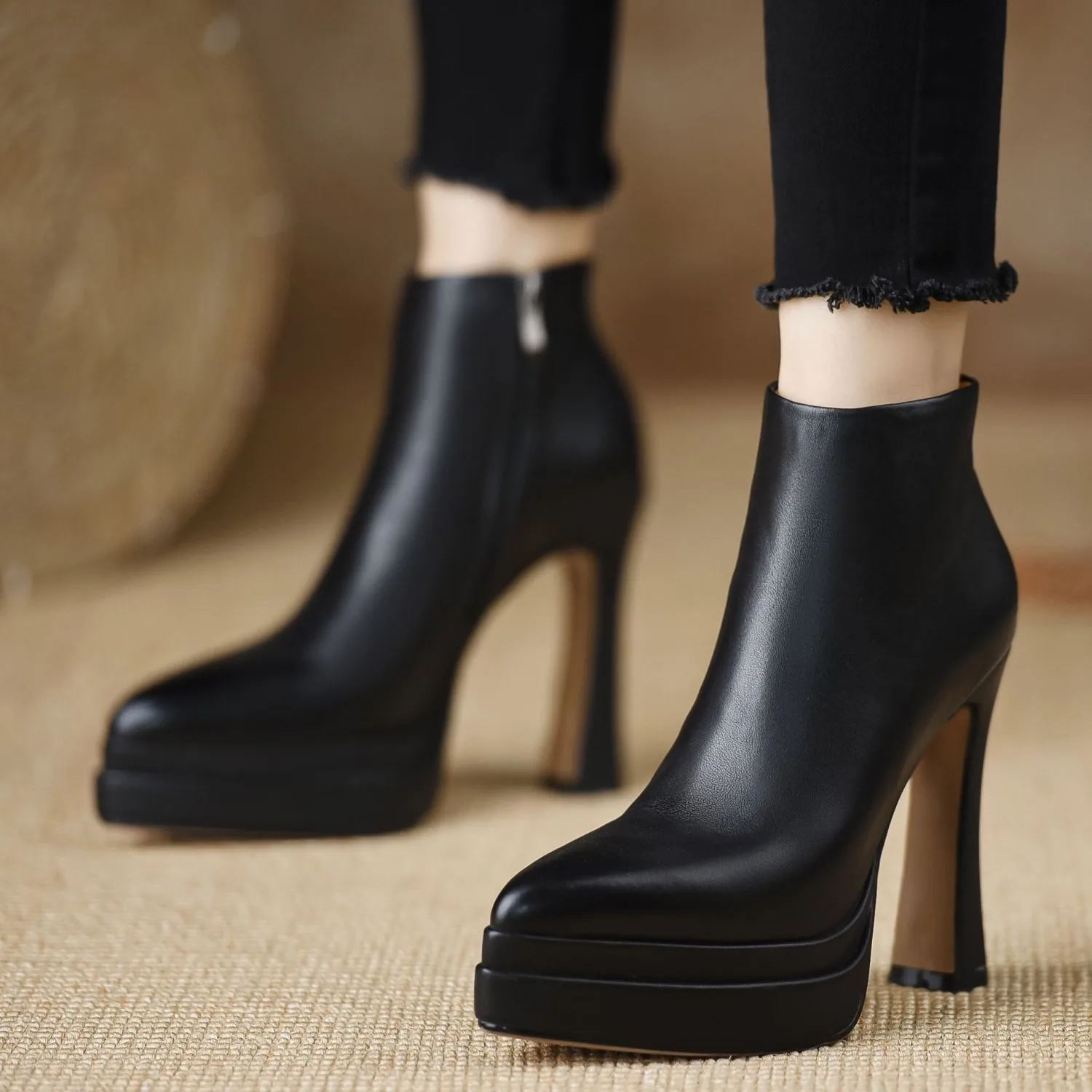 botas-de-salto-ultra-alto-elasticas-femininas-2026-novo-estilo-outono-inverno-bico-fino-sola-grossa-impermeaveis-e-plataforma