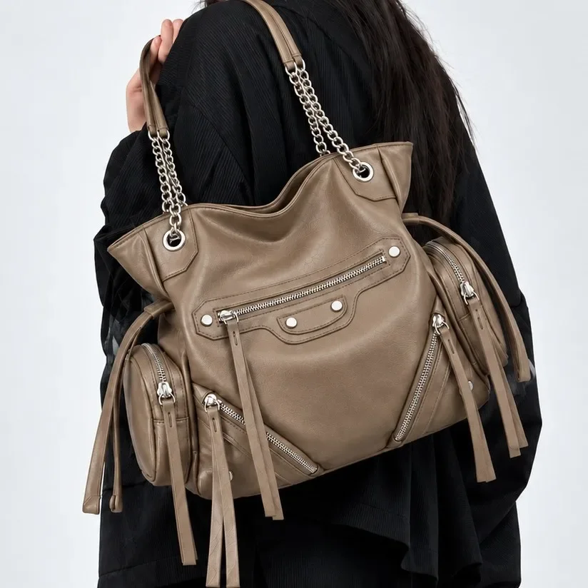 New High-end Locomotive-style Backpack with Chain Strap, Single Shoulder Strap, Underarm Strap, Large Capacity Tote Bag