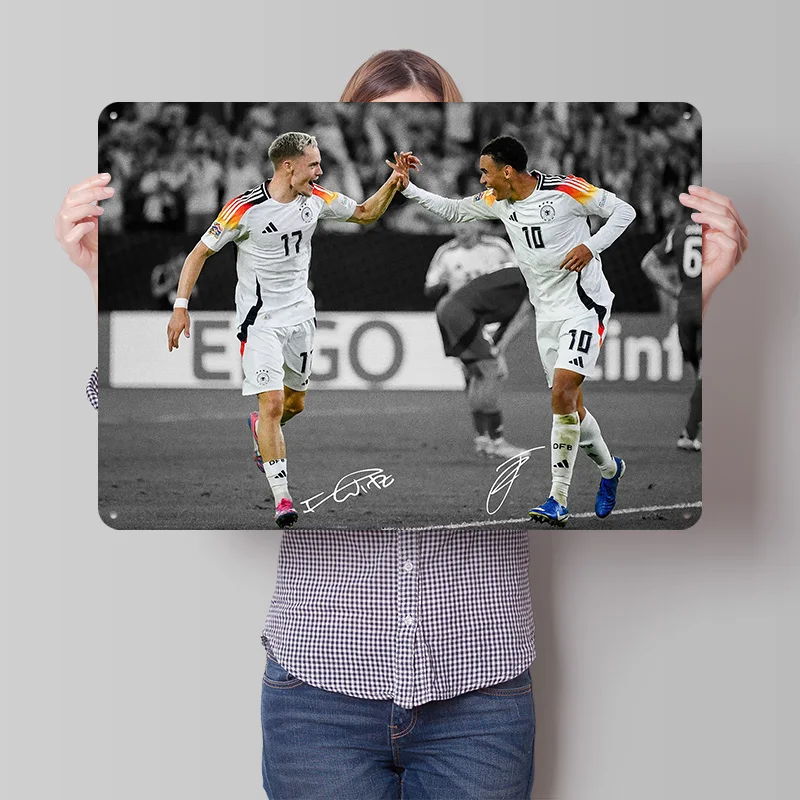 Póster de Jamal Musiala y Florian Wirtz, Letreros Metálicos Retro Impresos en 3D, Decoración de Pared Personalizada, Regalo para Decoración de Escritorio, Habitación, Pared