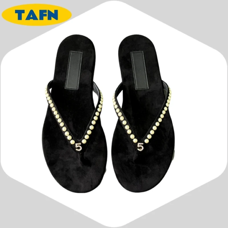 

Красивые тапочки Универсальные модные простые и удобные тапочки с мягкой флисовой подкладкой с усовершенствованной текстурой и нескользящей ручкой AF320