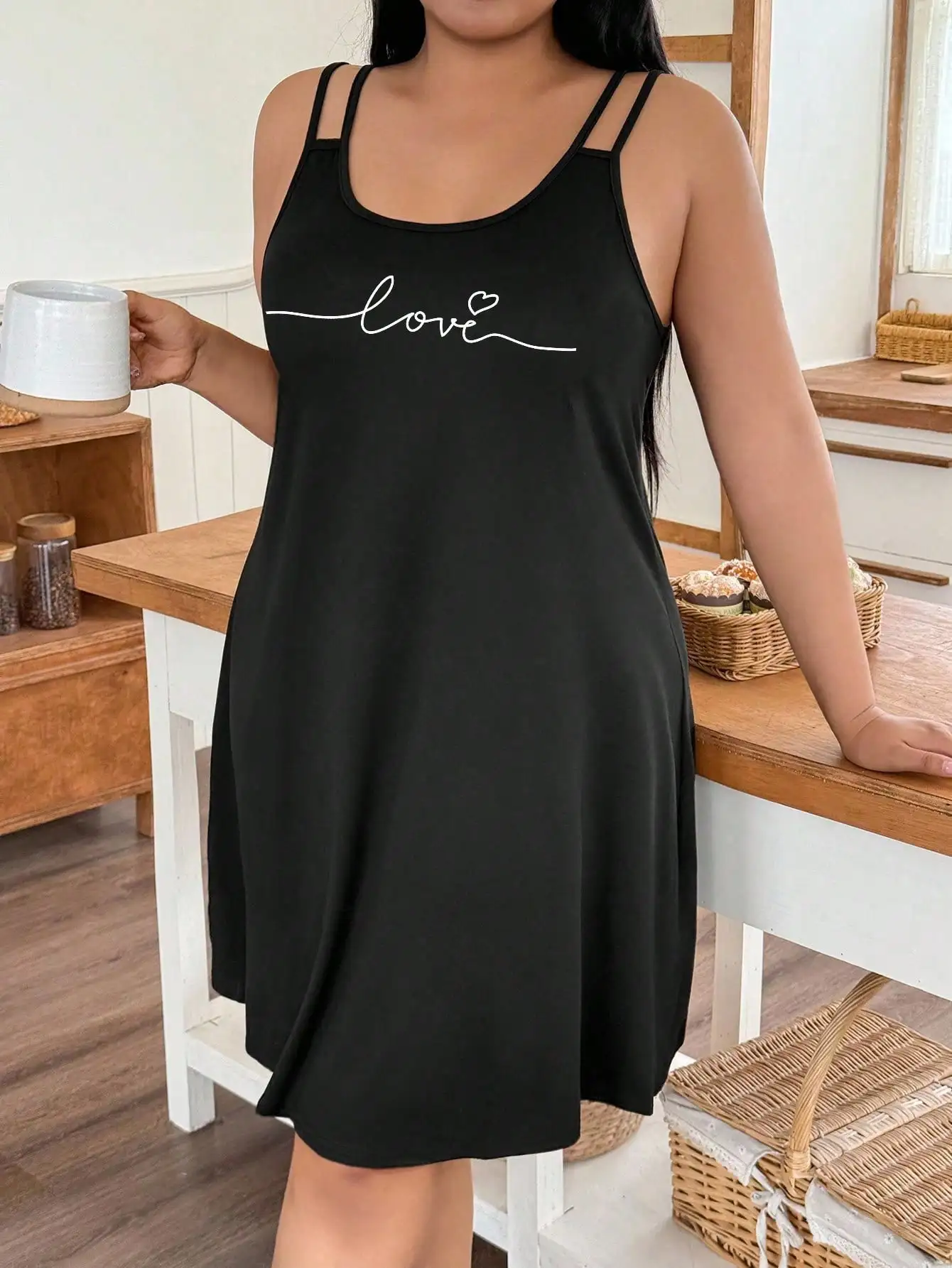 

Plus Size Black Love Print Sleeveless Nightgown for Women, Soft Casual Sleep Dress