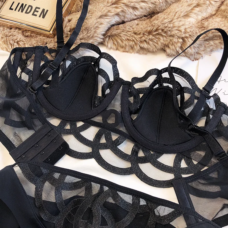 2 Pieces Sexy Women Underwear Set French Lace Ultra-thin Bra Set Summer  Breathable Brassiere Briefs with Thong Female Lingerie view 2