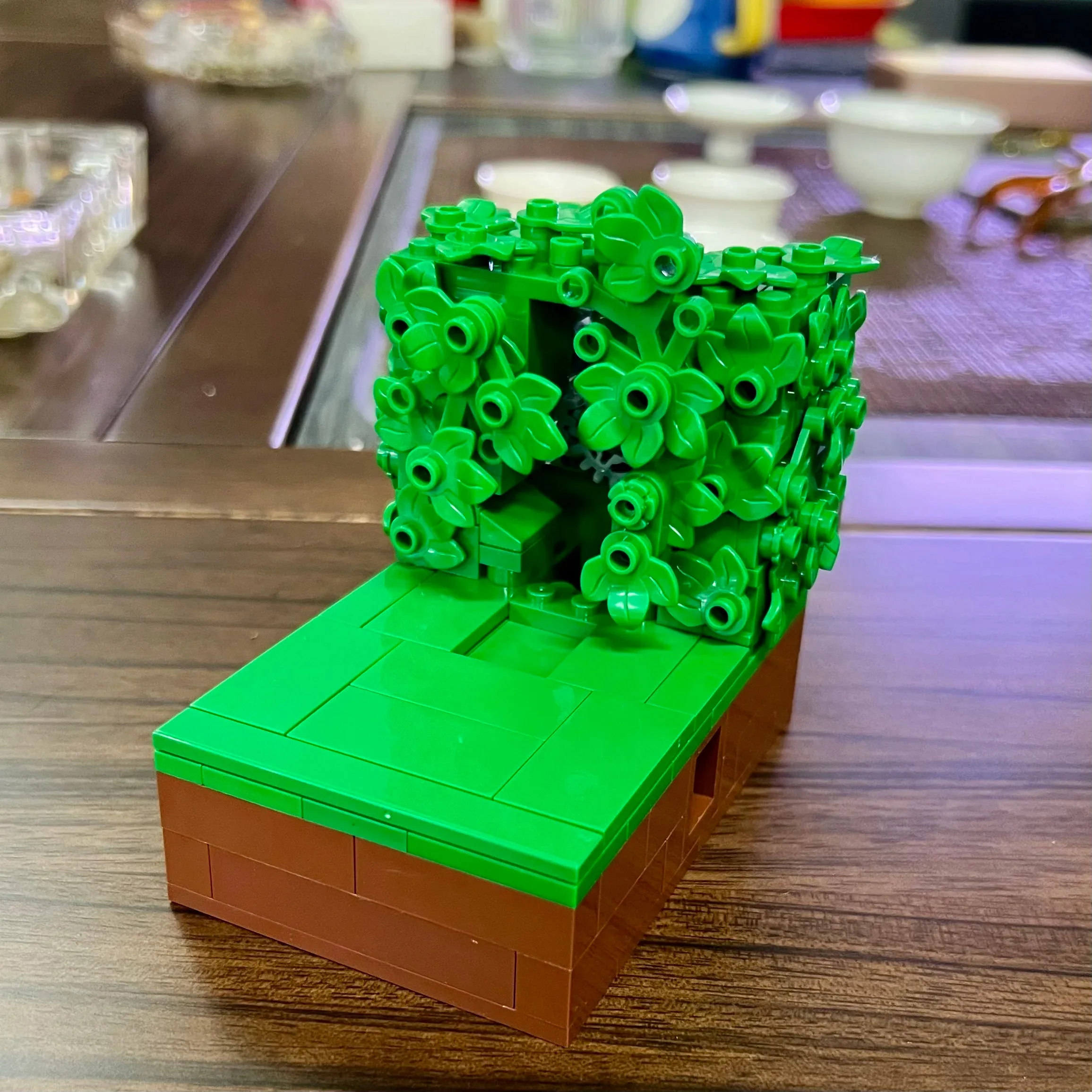 Puzzle Vanishing Man MOC Model z Napędem Ręcznym - Interaktywna Dekoracja na Biurko i Prezent