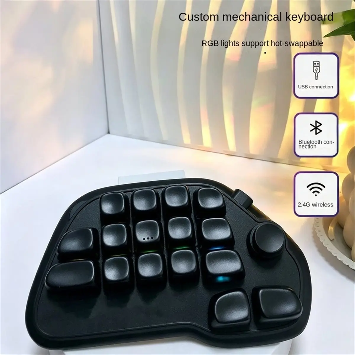 17-Key Mini Keyboard, with 6 Layers of Macro Recording USB Bluetooth 2.4G Wired for Full Key Customization