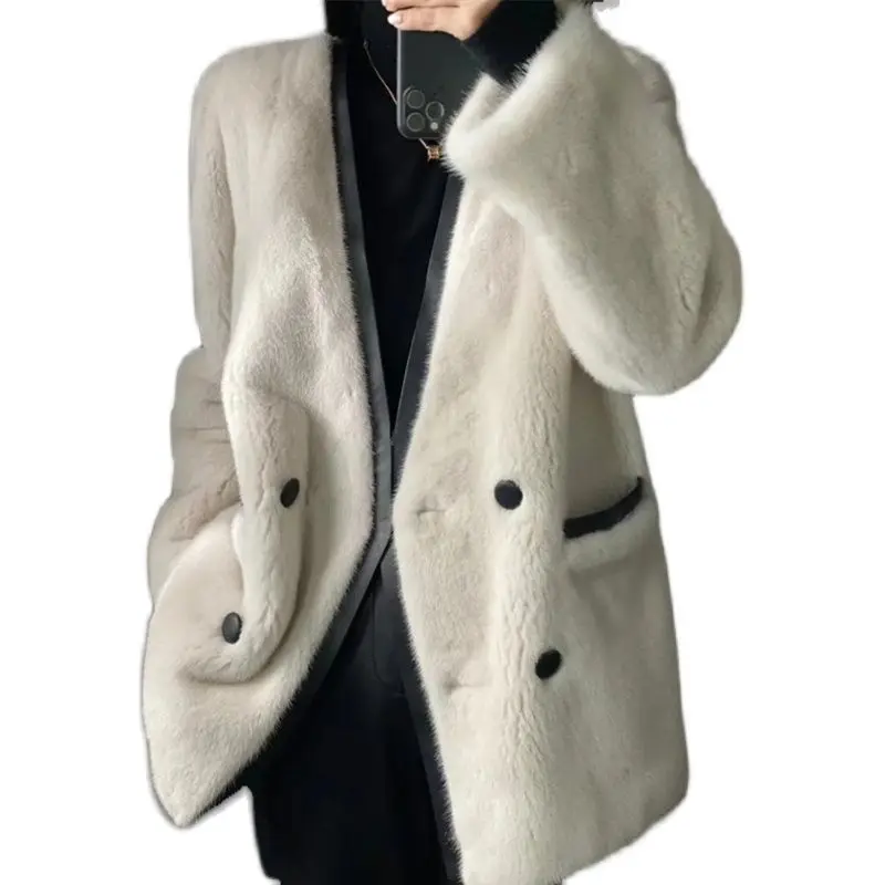 Cappotto di pelliccia di peluche da donna 2021 nuovo stile straniero di fascia alta versione coreana autunno e inverno con scollo a v imitazione cappotto di visone