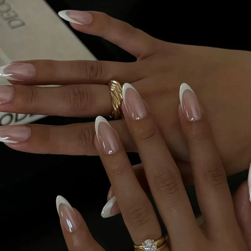 Niche high-end sense simple white French nude hand-worn armor