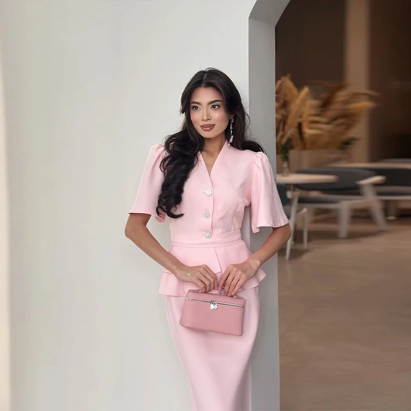 

Elegant Pink Ruffled Maxi Skirt Set Chic V Neck Short Sleeve Peplum Top Mermaid Maxi Skirt Spring Lady Office Formal Party Wear