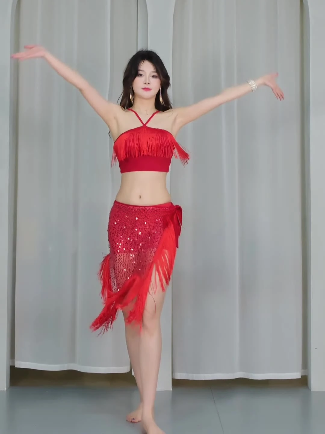 Vestido de danza del vientre para mujer, traje Sexy de práctica, conjunto de flecos, lentejuelas brillantes, punzón de cadera, ropa de actuación de danza oriental, Fitn Yoga