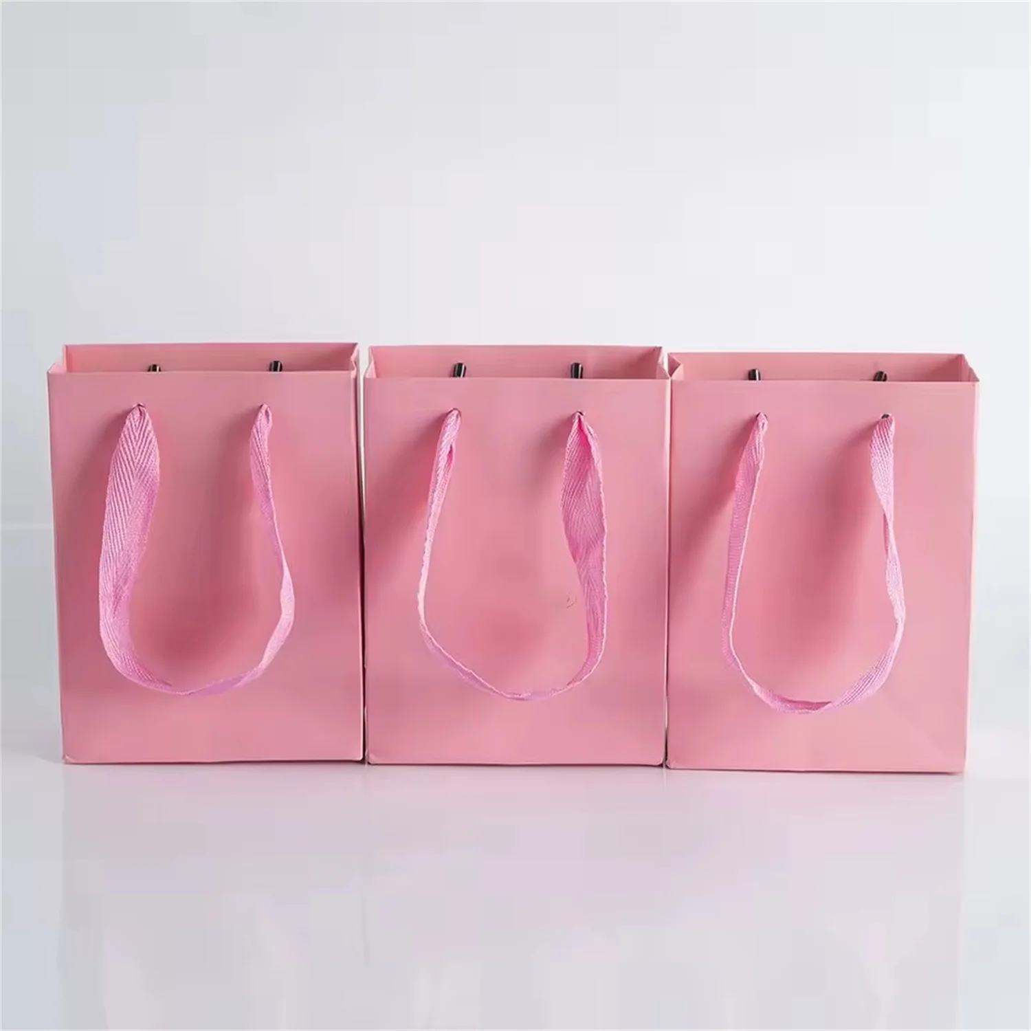 

10pcs Gift Paper Bags with Ribbon Rope Kraft Handle Shopping Paper Bag 14x7x15cm Wedding Birthday Party Shopping Packaging