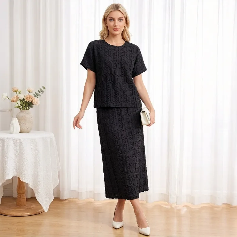 

Miyake Pleated Short Sleeve T-Shirt Spring Summer 2026 High-End Women's Set Embroidered Loose Versatile Skirt Two-Piece Set