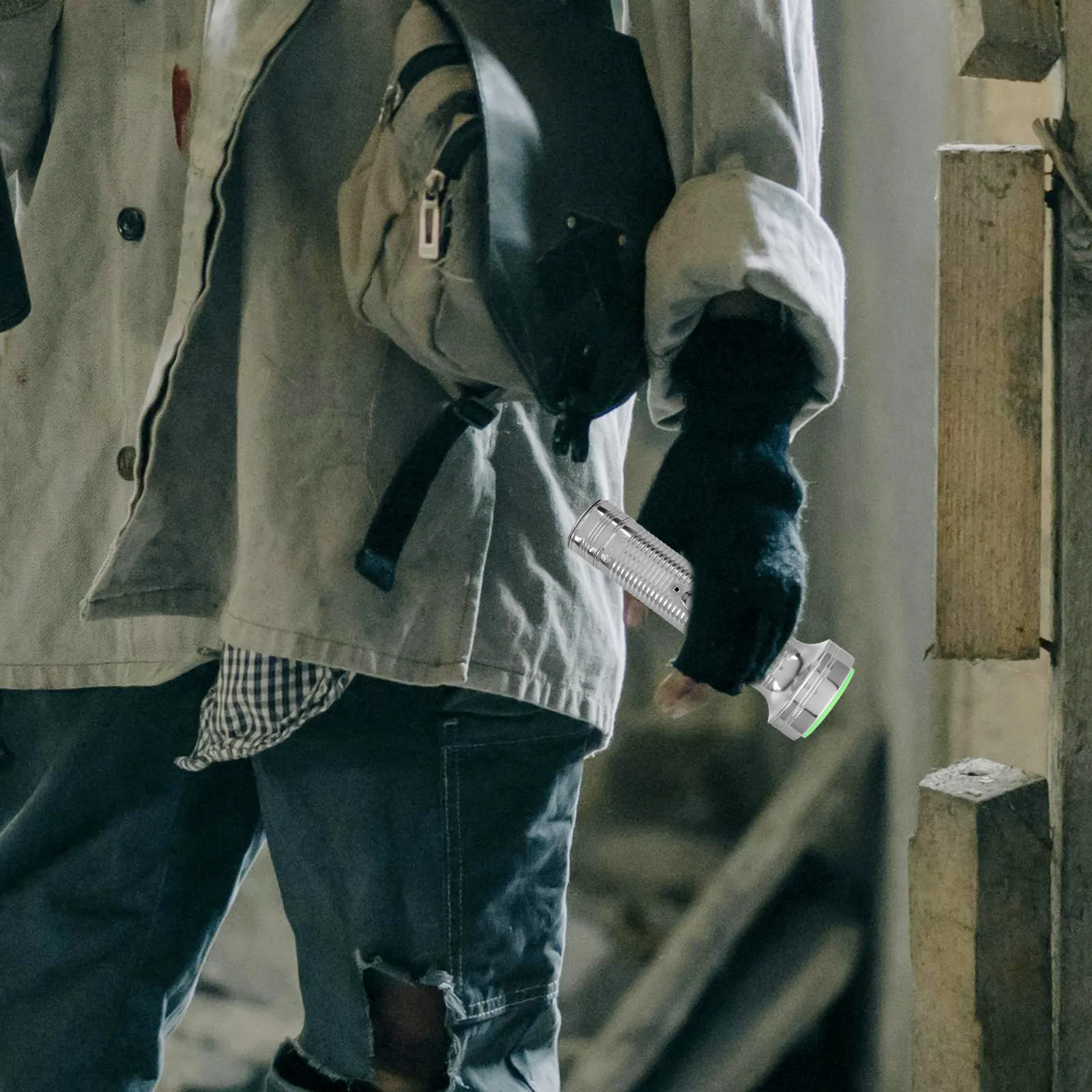 

Винтажный металлический фонарь в ретро-стиле, старомодный алюминиевый фонарик, портативный, для использования в сельской местности и дома, классический декоративный предмет для фотосессий