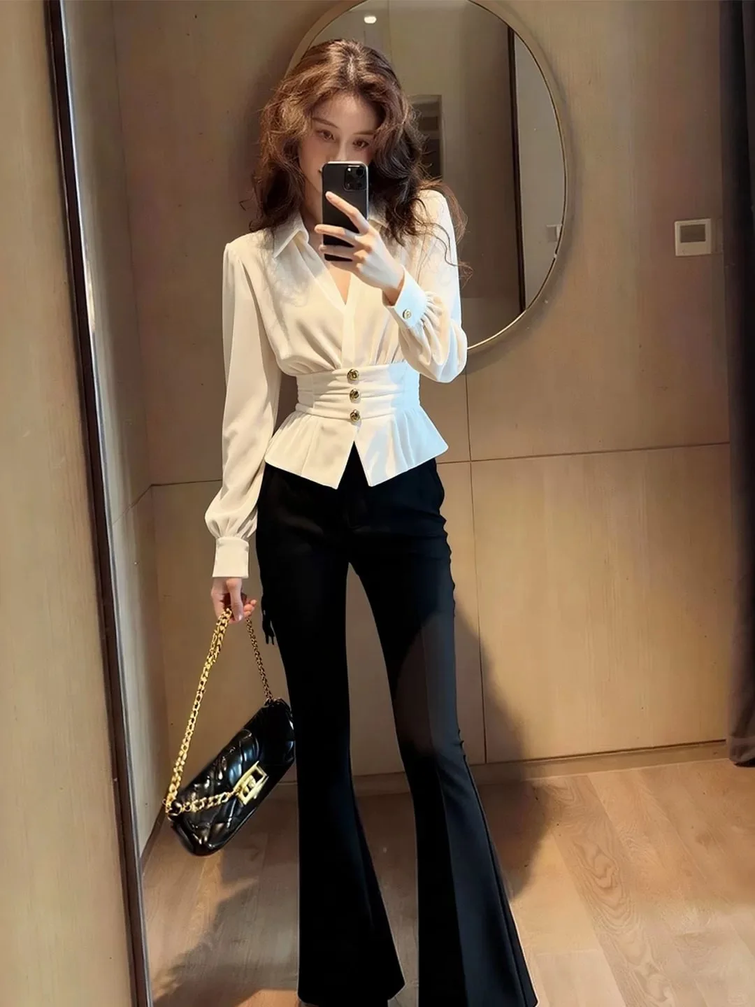 

Белый бархатный женский топ с вырезом на талии, осенне-зимний, роскошный, уникальный, красивый, с высокой талией, длинный рукав, V-образный вырез