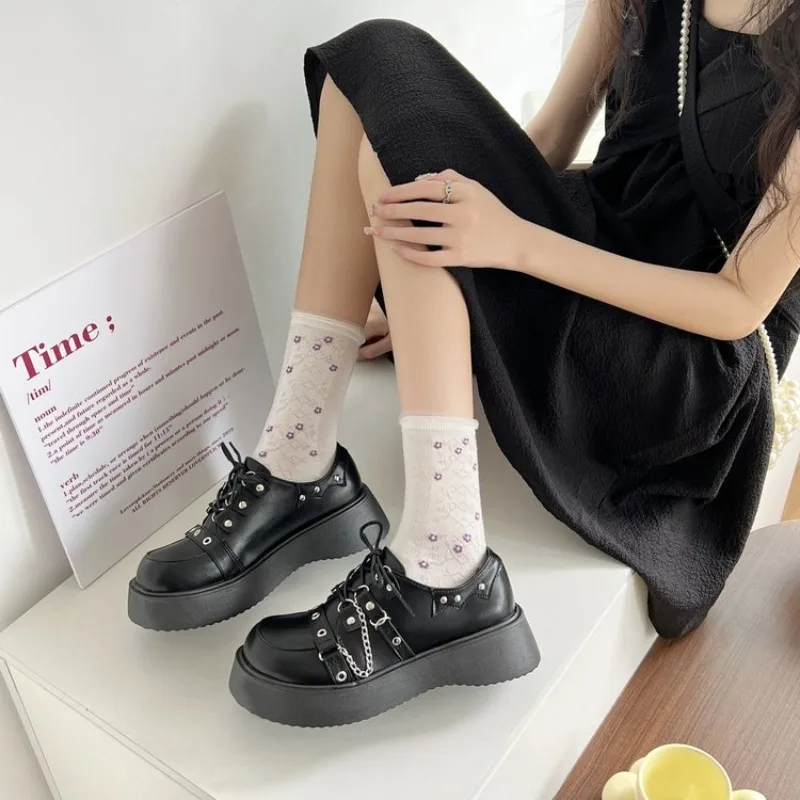 2026 Chunky-Plateau-Pumps für Damen, Schleifen-Keilabsatzschuhe, Lolita-Schuhe, Damen-Herz-Knöchelschnalle, schwarze Schuhe – Detail 14
