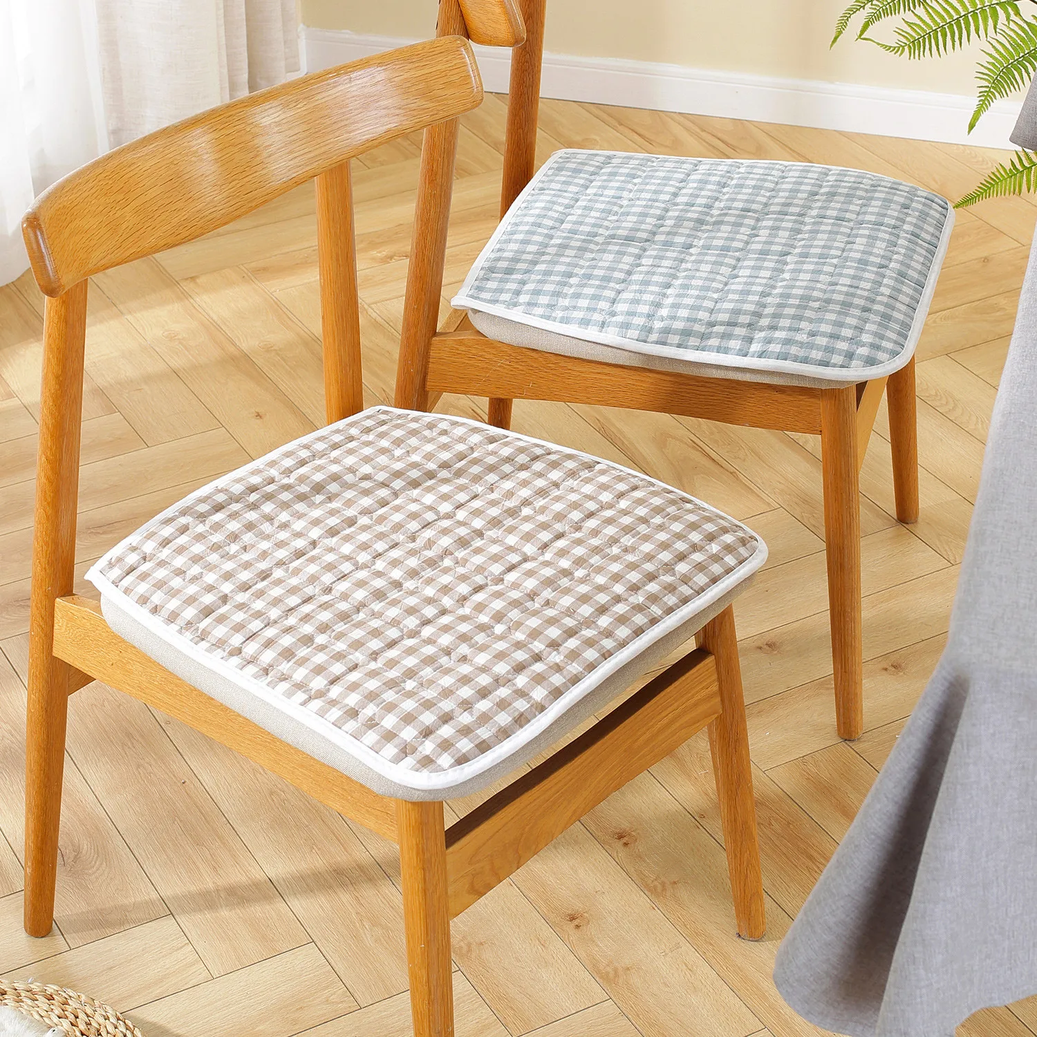 Newest All-Cotton Chair Cushion-Breathable, Comfortable for Office/Kitchen/Dining Chairs - Stylish Plaid Design, Four-Season Use