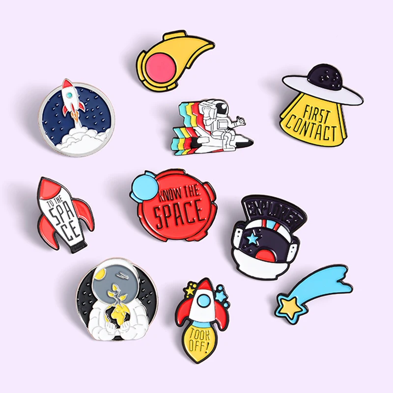 Space Rocket Spaceship Enamel Brooch Fashion Cartoon Astronaut UFO Badge Children's Clothing Backpack Jewelry Gift