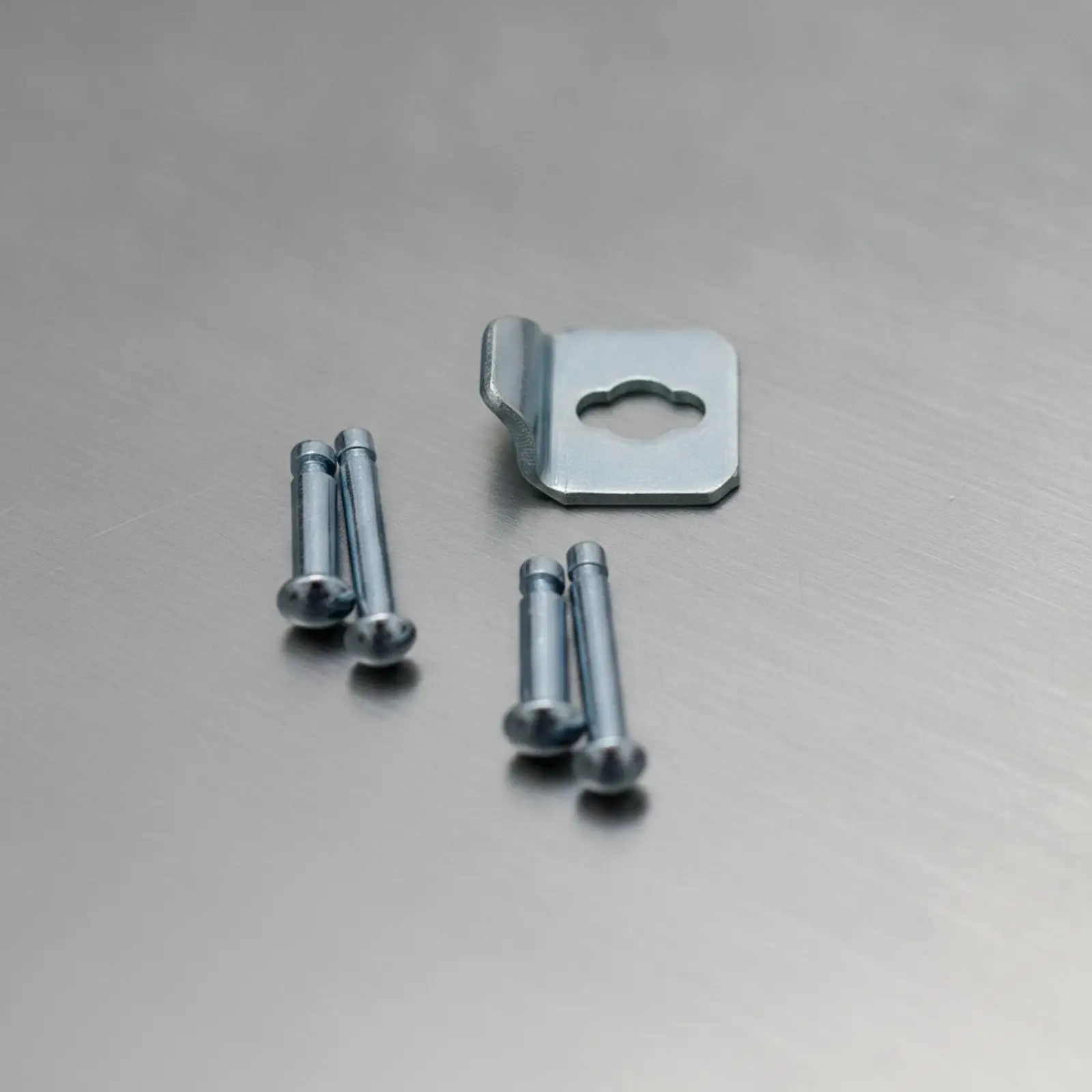 Pneumatic Door Closer Bracket for Aluminum Alloy Sliding Door Closure Hardware with Mounting Arms for Home Use
