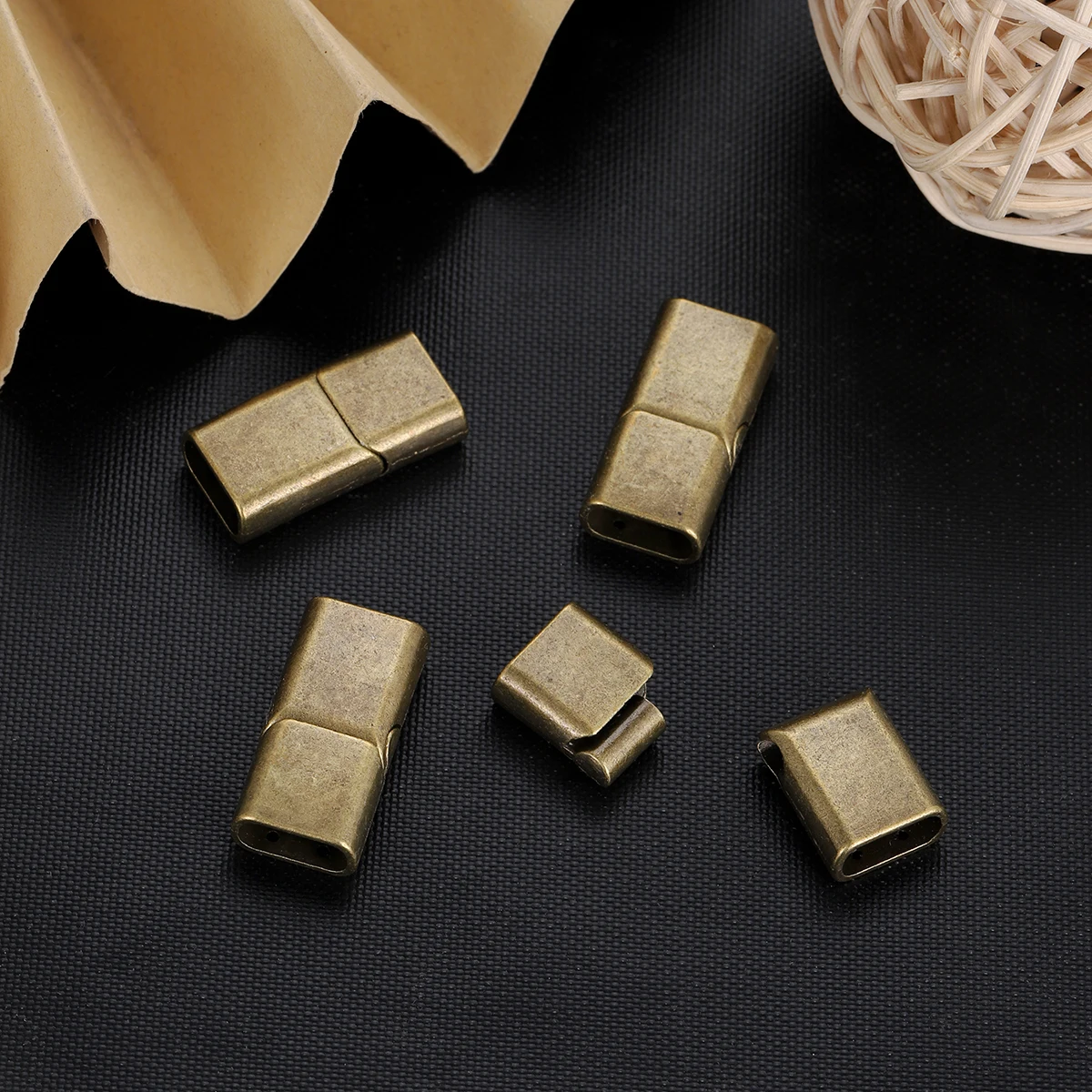5pcs Gold Copper Clasp Crimp Hook Leather Clasps Fastener Buckle for DIY Silicone Bracelet Jewelry Making Connectors Accessories