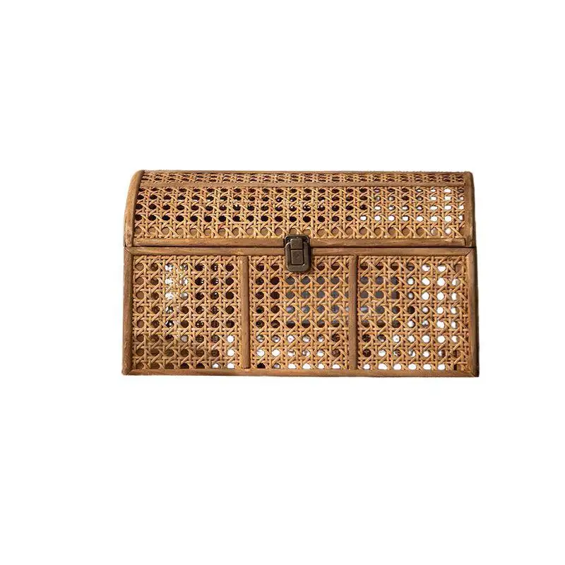 

Chinese style, handmade old rattan weaving style, storage basket, desktop cosmetic box.