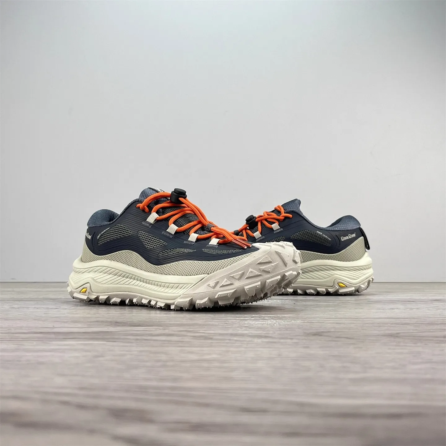 Summer New Arrivals: Hot-selling Outdoor Walking Shoes High-Grip Walking Shoes Outdoor Casual Shoes Walking Shoes