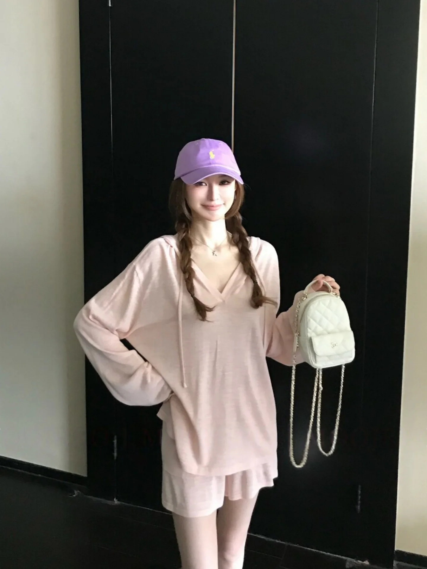 

Chic Loose Feel Set Women Summer Loose Lazy Hooded Long Sleeve Sun Protection Casual Shorts Two Piece Set Fashionable Streetwear