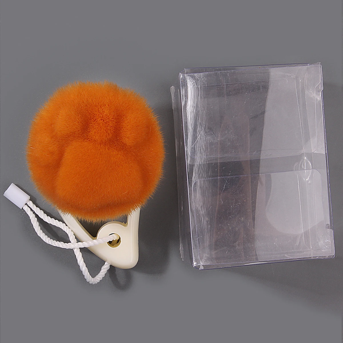 Nouveau produit: 1 pièces boîte transparente ensemble chat patte impression brosse de nettoyage des ongles douce, un outil à ongles portable de voyage multifonctionnel