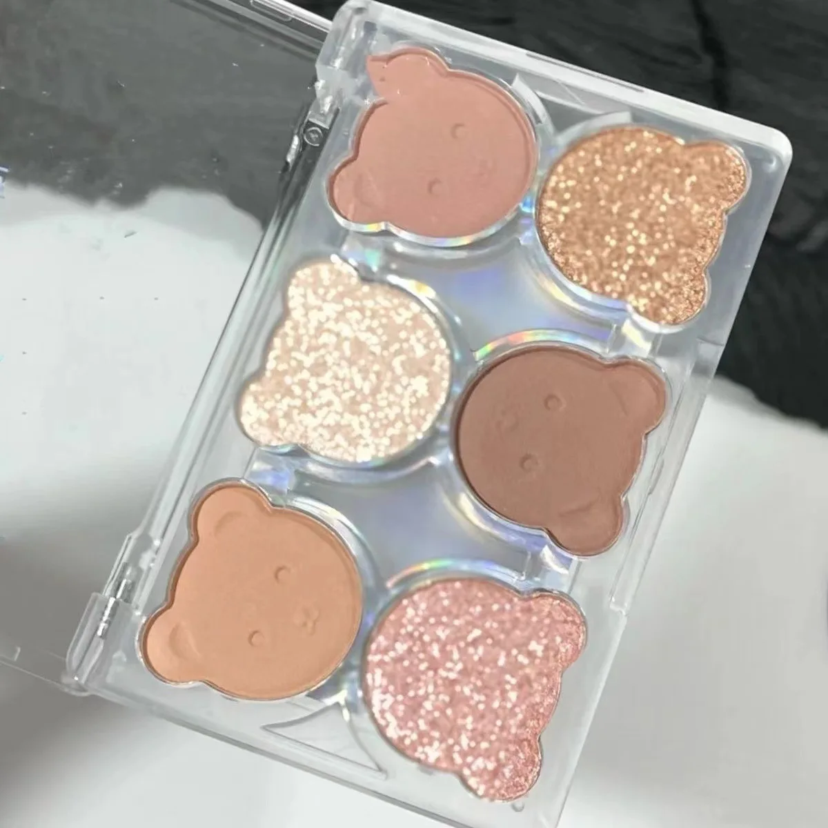 6-Color Cute Bear Eyeshadow Palette Nude Purple Glitter Pearly Eye Shadow Matte Long Lasting Korean Eye Makeup Palette Cosmetics