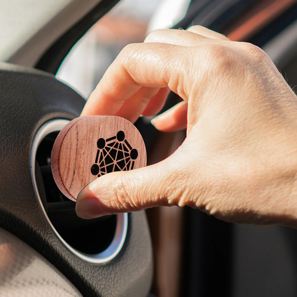 

2Pcs Car Air Vent Diffuser Clips Wood Essential Oil Car Perfume Clip Aromatherapy Diffuser for Vehicle Home Use Freshener
